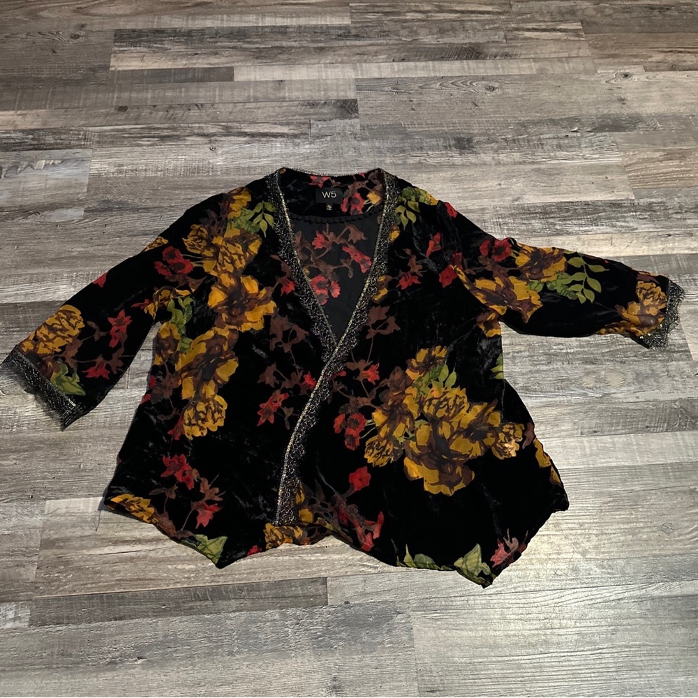 W5 Open kimono Cardigan Floral Velvet Short Sleeve